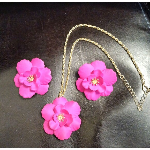 3 pc Bright Pink Flower Earrings NECKLACE Jewelry Set - Picture 5 of 7